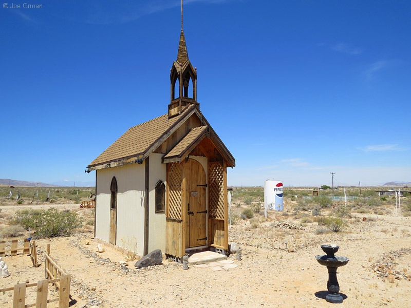 [bizarre_glassouthouseSX50_IMG_8319.jpg]