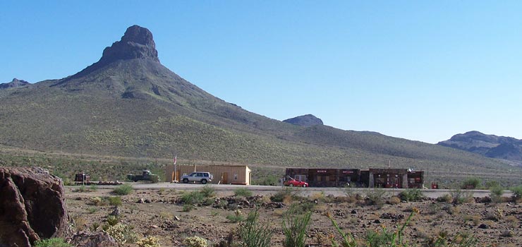 [bizarre_66king-top_7859.jpg]