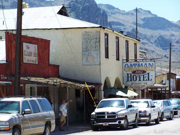 [bizarre_66king-top_7916.jpg]