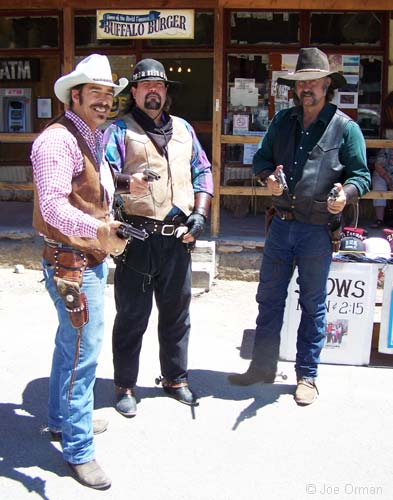 [bizarre_66king-top_7946.jpg]