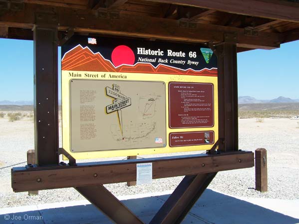 [bizarre_66king-top_7969.jpg]