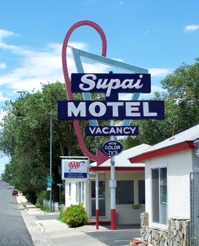 [bizarre_66seligman_7747.jpg]