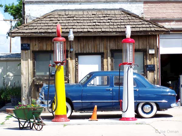 [bizarre_66williams_7704.jpg]