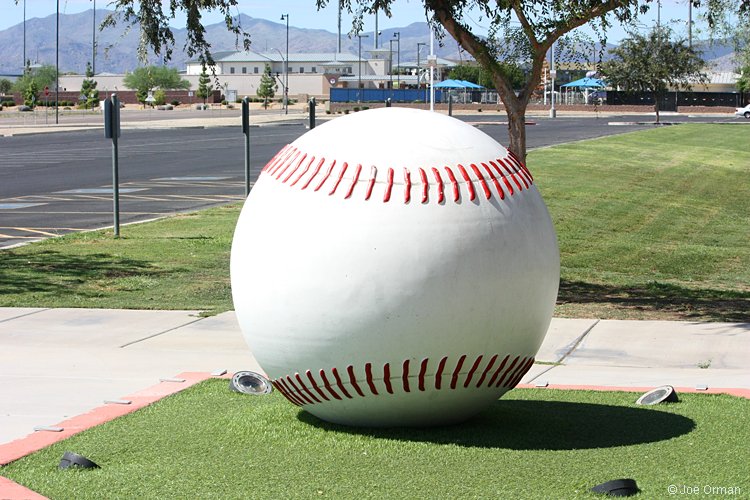 [bizarre_ballsIMG_101_2240.jpg]