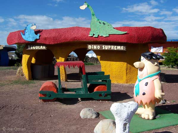 [bizarre_bedrock3.jpg]