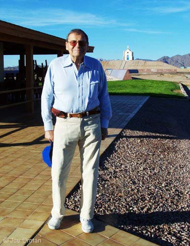 [bizarre_felicity7.jpg]