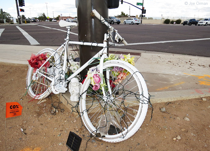 [bizarre_ghostbike39.jpg]