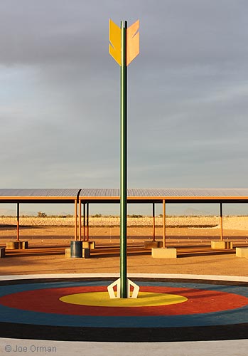 [bizarre_giantarrows7.jpg]