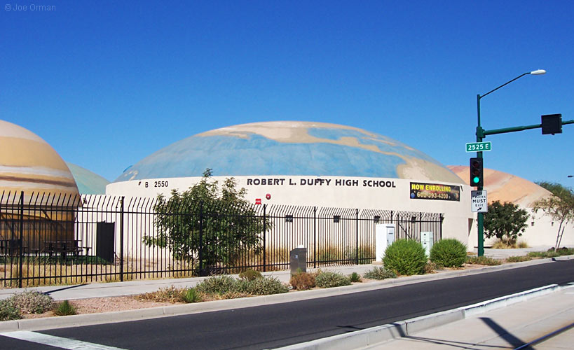 [bizarre_globes100_2987.jpg]