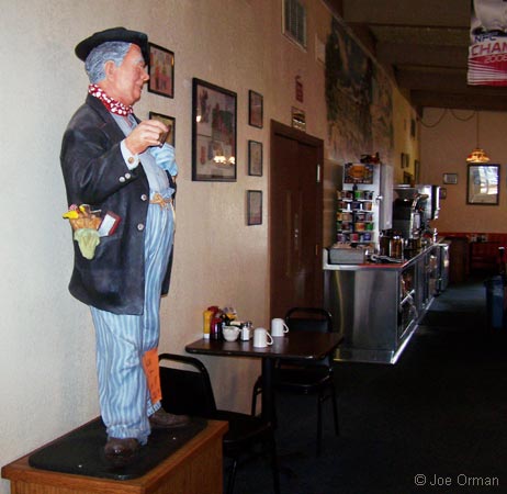 [bizarre_hobojoe4.jpg]