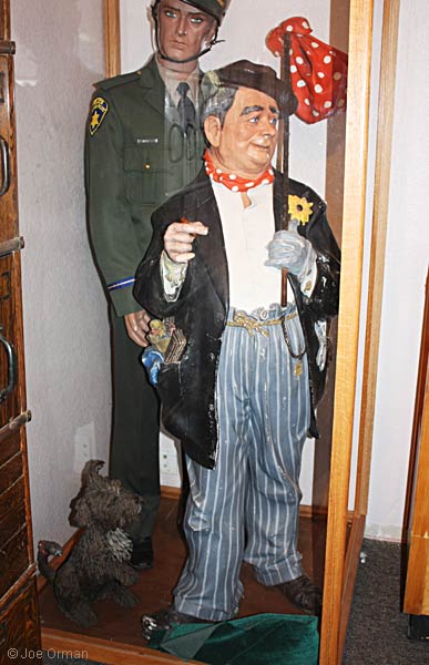 [bizarre_hobojoe5.jpg]