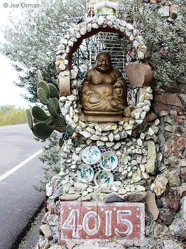 [bizarre_louislee2232.jpg]