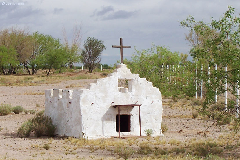 [bizarre_manville1.jpg]