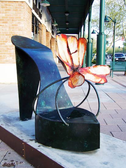 [bizarre_mesasculptures7.jpg]