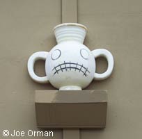 [bizarre_pots11.jpg]