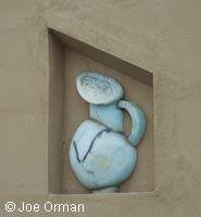 [bizarre_pots12.jpg]