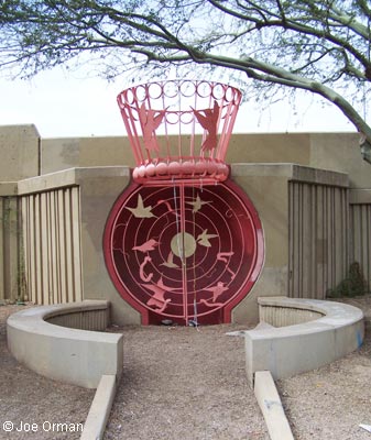 [bizarre_pots99.jpg]