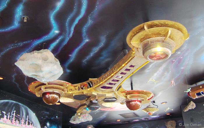 [bizarre_sedona4.jpg]