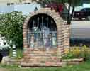 bizarre_shrines0761_s.jpg