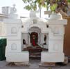 bizarre_shrines1018_s.jpg