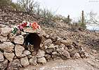 bizarre_shrines2406_s.jpg