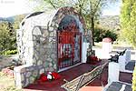 bizarre_shrines3664_s.jpg