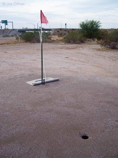 [bizarre_snakehole3.jpg]