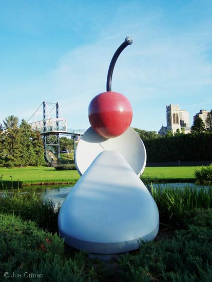 [bizarre_spoonbridge2.jpg]