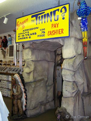 [bizarre_thing2.jpg]