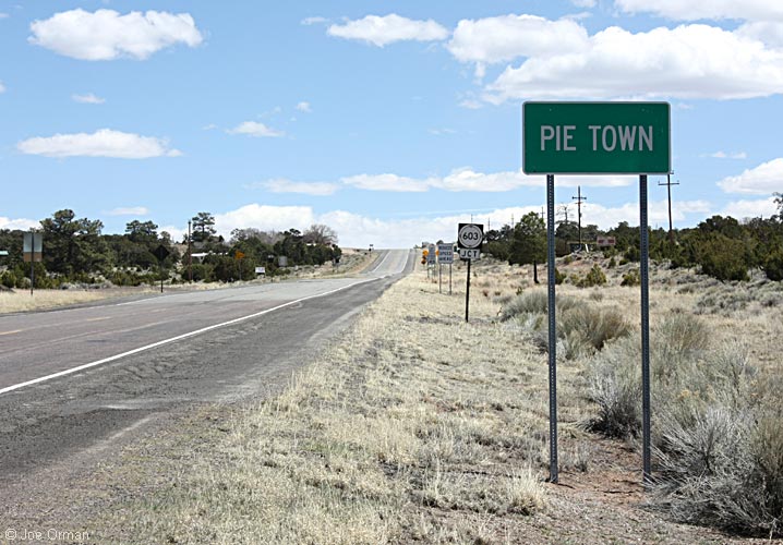 [bizarre_towns1.jpg]