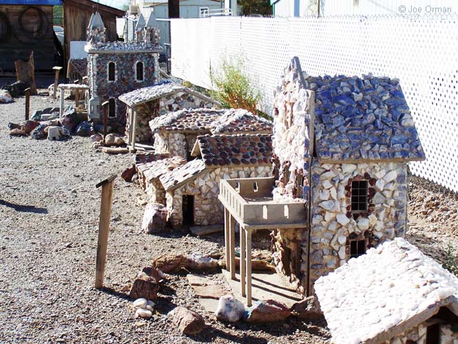 [bizarre_tysons1.jpg]