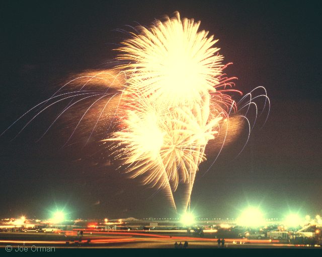 [color_fireworks1.jpg]