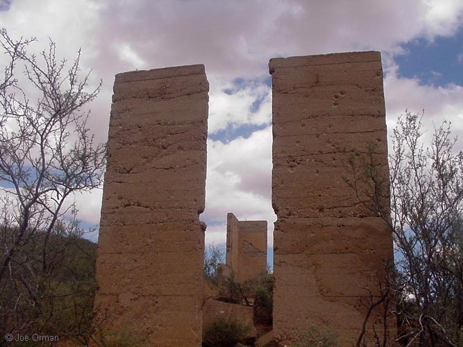 [ghosts_courtland1.jpg]