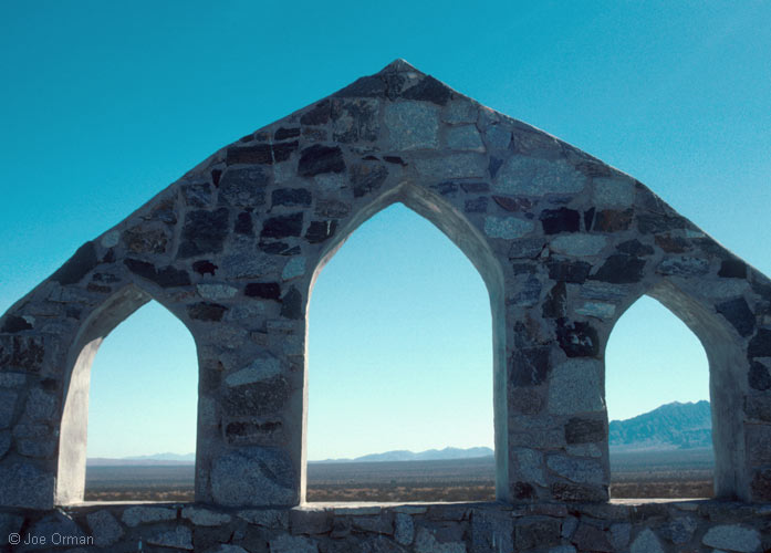 [ghosts_ironmountain.jpg]