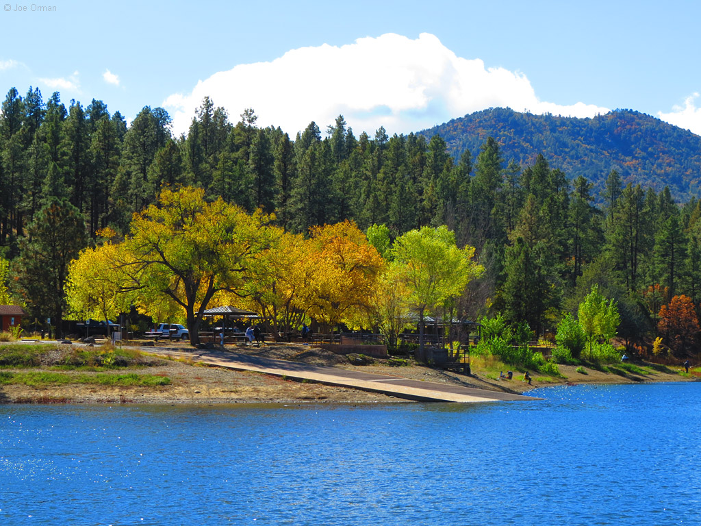 [landscapes_lynxlake1.jpg]