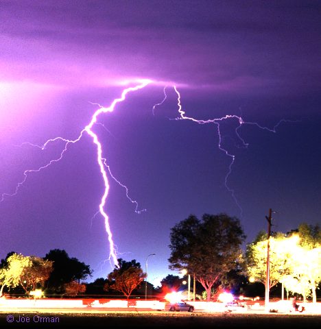[lightning_02.jpg]