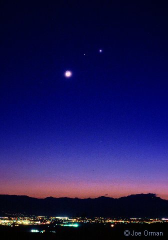 [planets_990319_50mm.jpg]